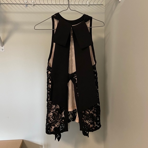 RW&CO Top - Picture 3 of 10